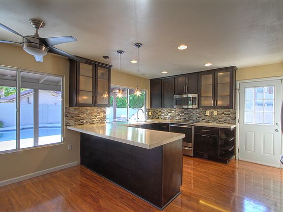 5th image of 125 W Las Palmaritas Dr