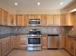 18 Crestview Rd, Edgewood, NM 87015