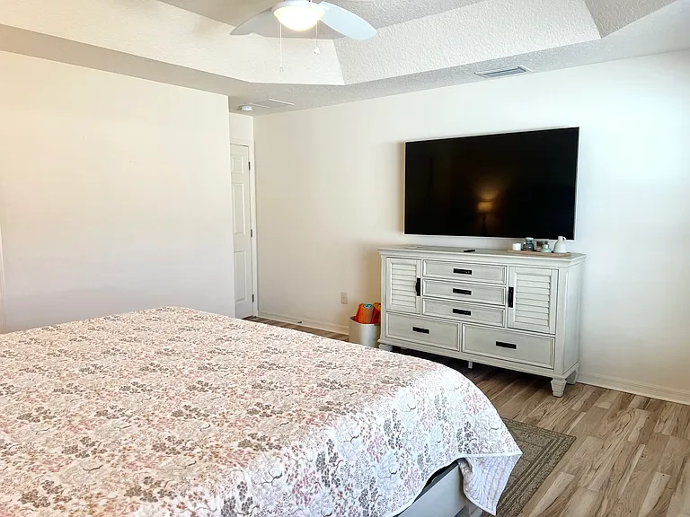 3480 Kewadin Ave — Photo 26