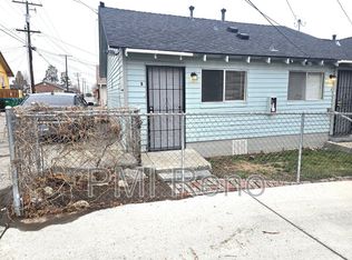 445 Roberts St APT B, Reno, NV 89502