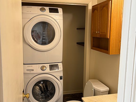 4th image of 3278 Lupine Dr