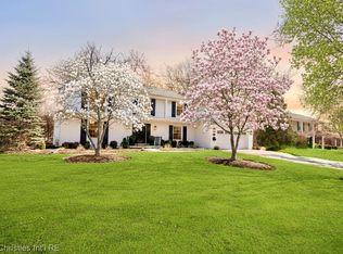 3279 E Breckenridge Ln, Bloomfield Hills, MI 48301