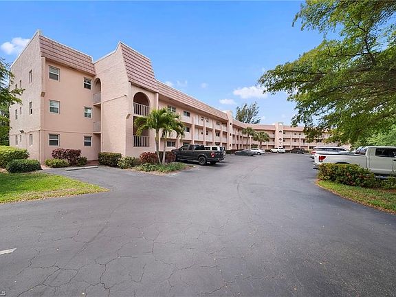 2nd image of 400 Forest Lakes BLVD #204