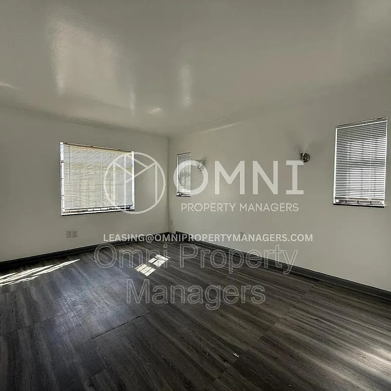 2 bed, 1.0 bath, 797 sqft, $1,200 — Photo 3