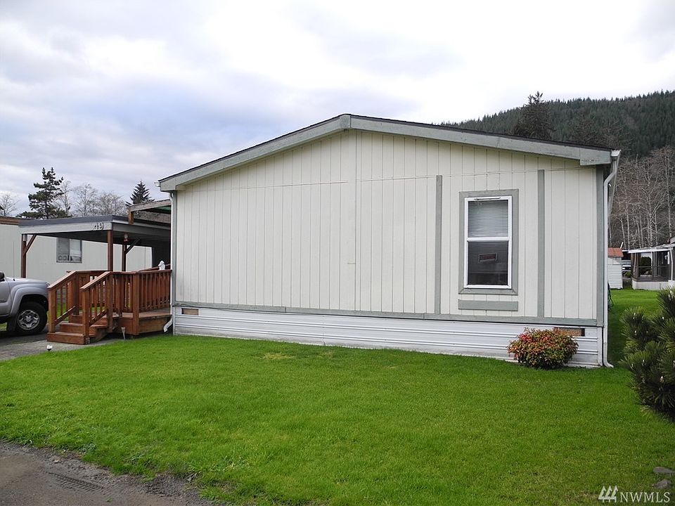1st image of 850 Crescent St Trailer 49
