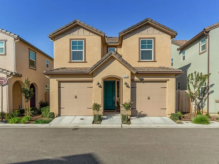 1332 Joy Dr — Photo 16