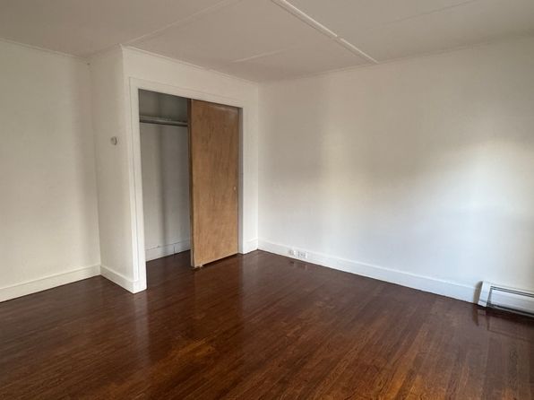 28 Washington Ave #2