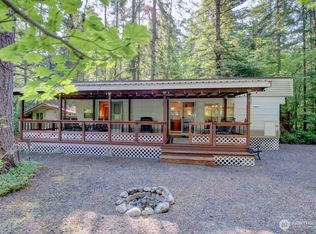 90 4 Christmas Tree Circle, Deming, WA 98244