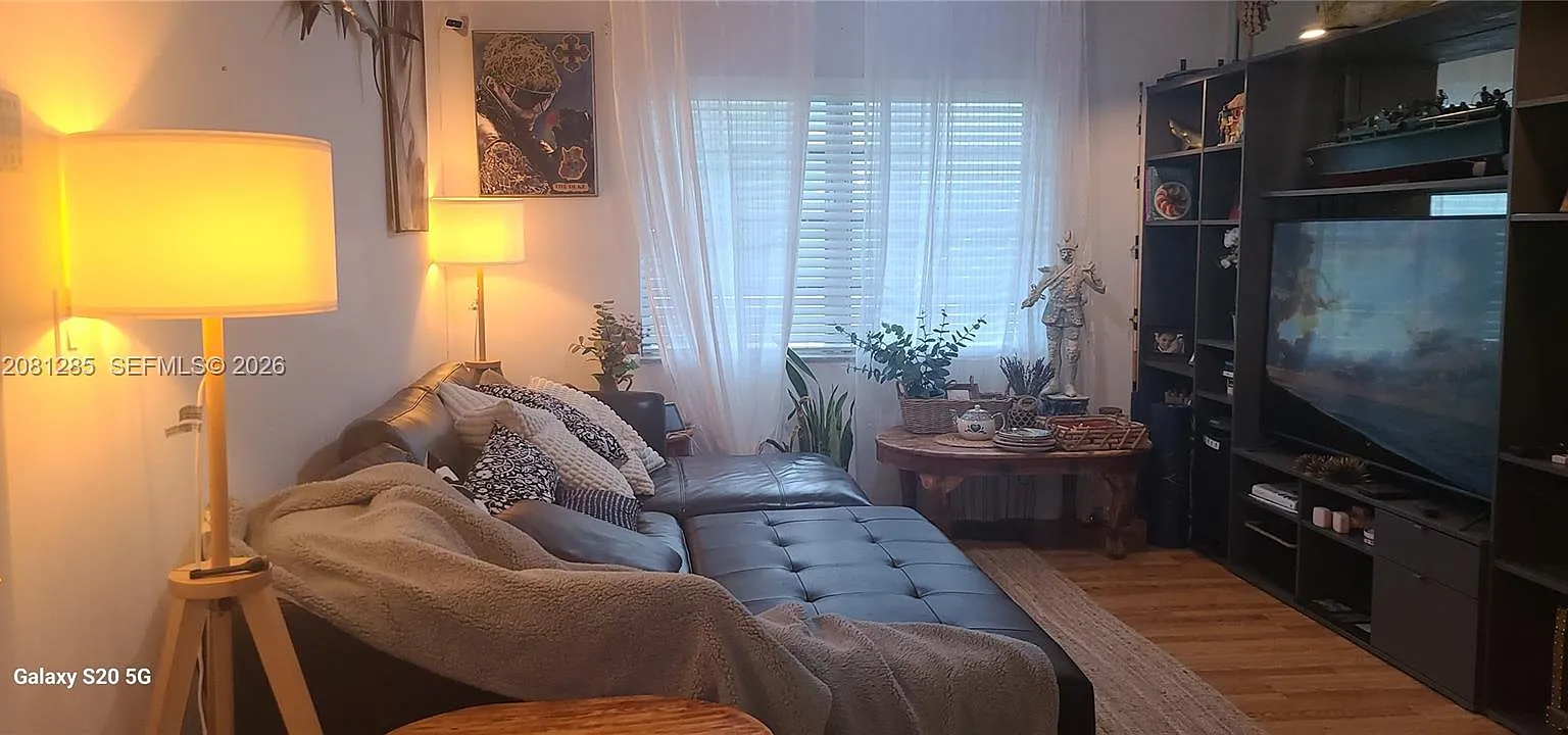 Coastal House Of Pompano — Photo 3