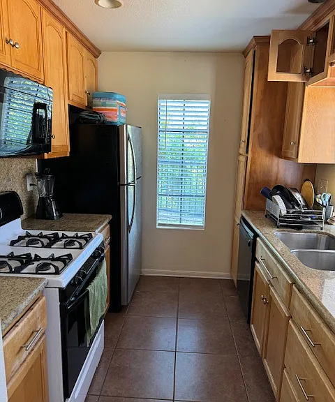 13250 Wimberly Sq #211 — Photo 3