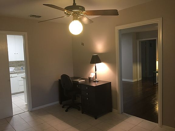 Studio/3rd bedroom