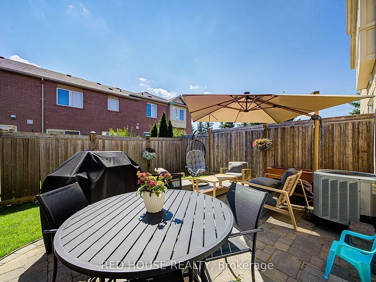 332 Prosser Cir — Photo 44