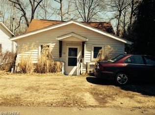 198 Tanglewood Trl, Chippewa Lake, OH 44215