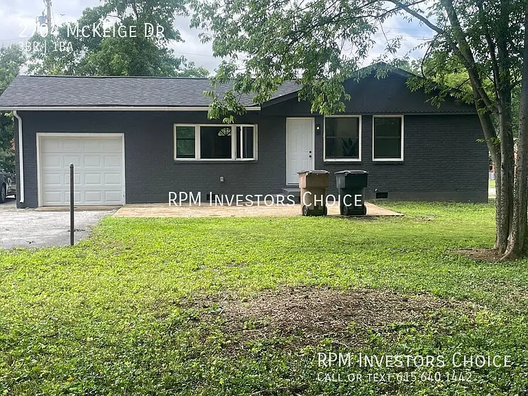 2704 McKeige Dr — Photo 3