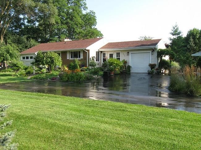 1st image of 5115 W Cairdel Ln