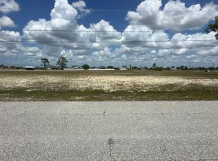 537 NW 15 Terrace, Cape Coral, FL 33993