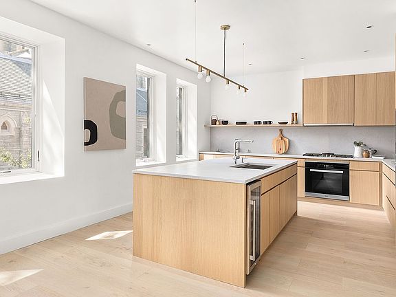 5th image of 415 Degraw St #2