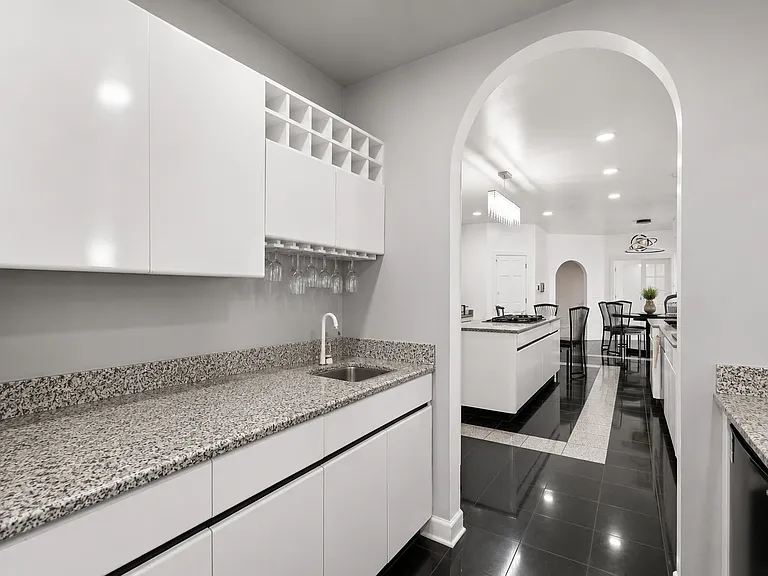 14 Pentwater Dr — Photo 7
