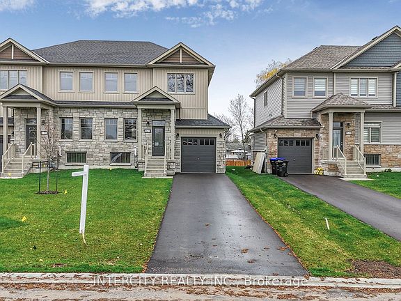 3rd image of 345 Quebec St