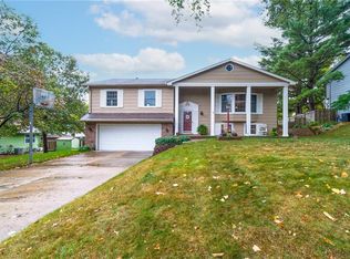 1227 25th St, West Des Moines, IA 50266