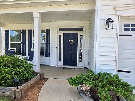 2nd image of 717 Pollyanna Dr