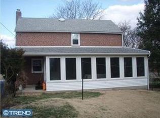 566 Scenic Rd, Springfield, PA 19064