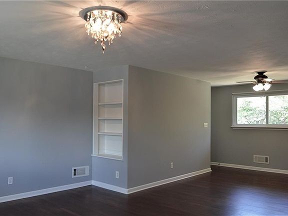 5th image of 714 N 12th St