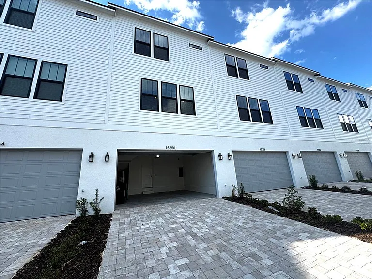 15250 Groveside Rd — Photo 15