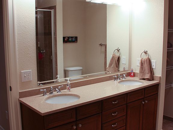 5th image of 2200 S University Blvd APT 315