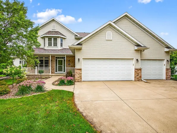 4925 N Brookshire Dr, Appleton, WI 54913