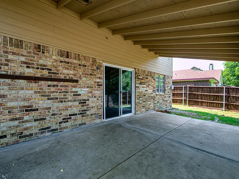 1411 Prentice St — Photo 29