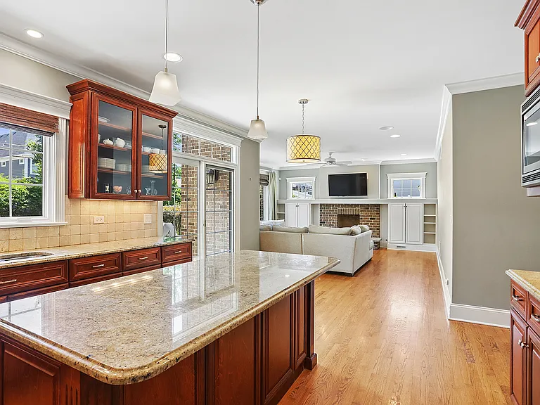 737 S Swain Ave — Photo 28