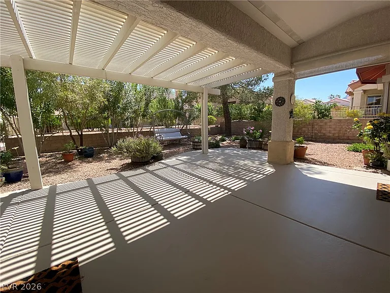 10013 Woodhouse Dr — Photo 26