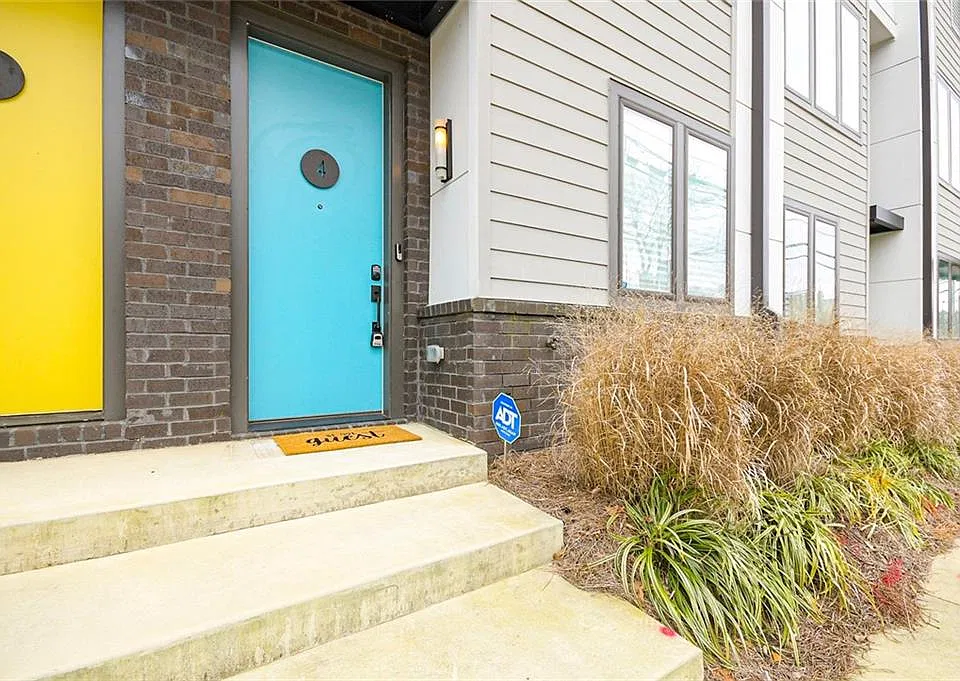 415 Gartrell St SE #4