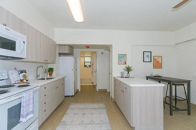 Kanekapolei Collection Dining and Kitchen area with decor