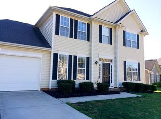 4716 Ridgefall Rd, Greensboro, NC 27410