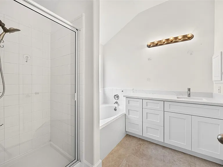 2606 Cypress Springs Dr — Photo 22