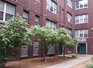 4856 W North Ave, Chicago, IL 60639