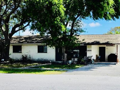 1200 W Broward Street, Lantana, FL, 33462