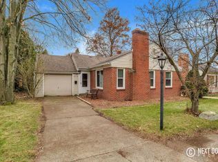 2719 Riverside Dr NE, Grand Rapids, MI 49505