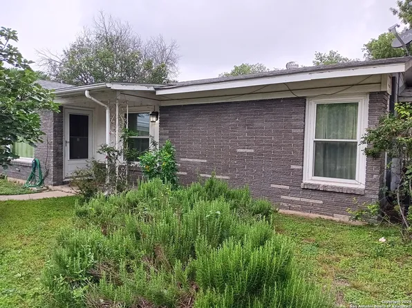 4835 Newcome, San Antonio, TX 78229