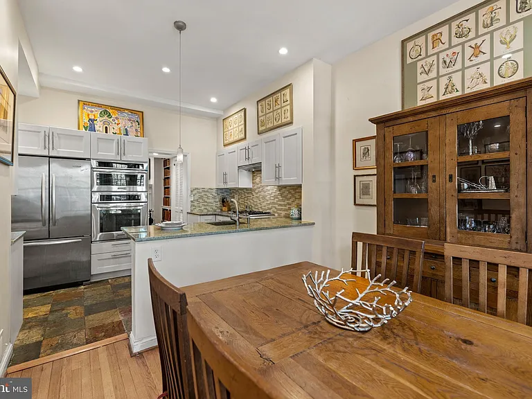 2426 I St NW — Photo 13
