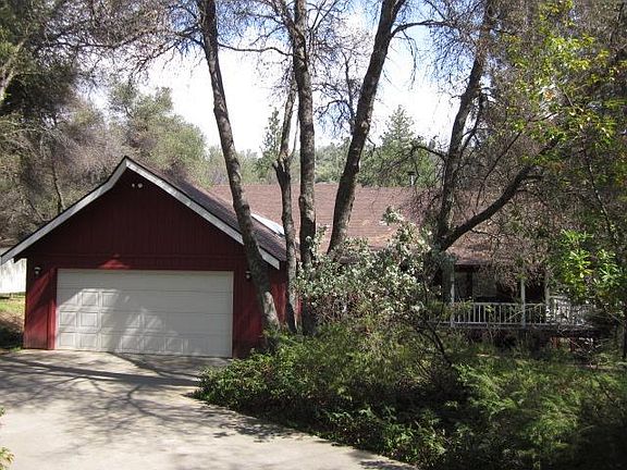 5th image of 51960 Mountain Quail Pl