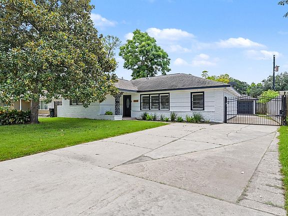 2nd image of 9613 Westview Dr