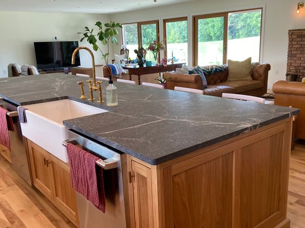 16001 Colwell Dr #16001