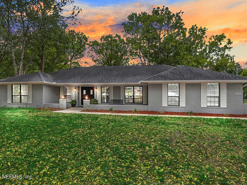 1st image of 10428 CRYSTAL SPRINGS Road