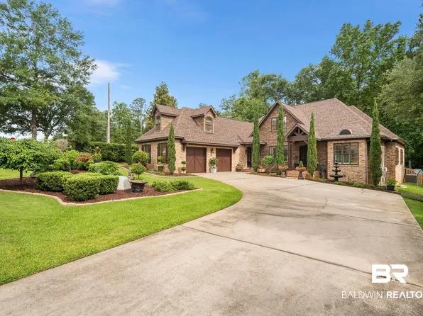 10055 Rosewood Ln, Daphne, AL 36526