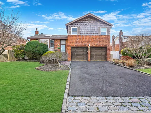 946 Lydia Place, Baldwin Harbor, NY 11510