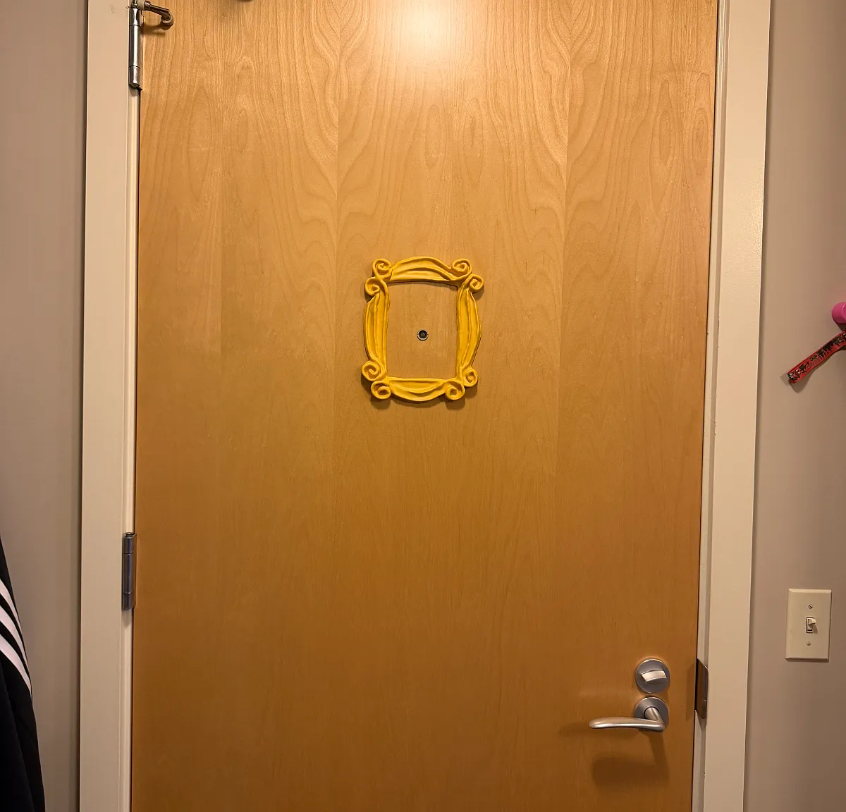 Studio, 638 sqft, $2,400 — Photo 2
