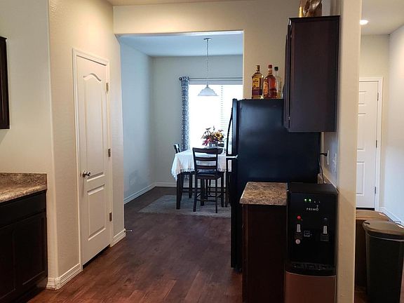 4th image of 38119 W Isabella Ln
